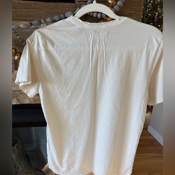 imogene + willie Cream Graphic Tee - Picture 4 of 7